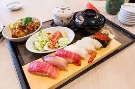 Tomi Sushi in Novena