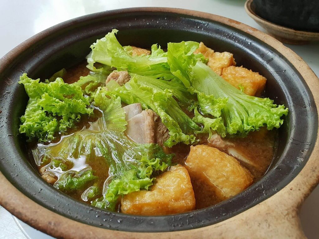 Hong Ji Claypot Bak Kut Teh in Marsiling